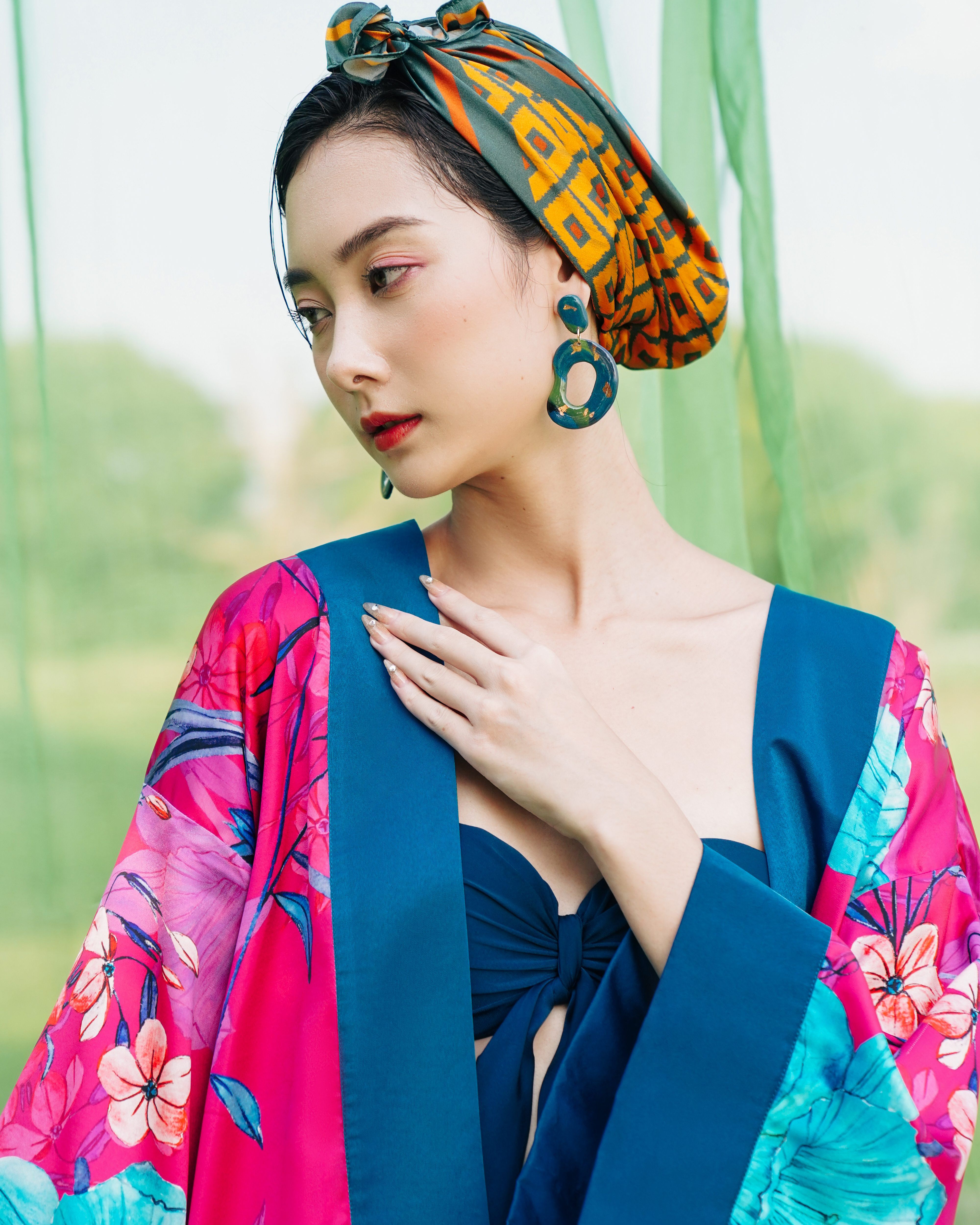 Xéo Xọ - Áo lụa Doris Kimono