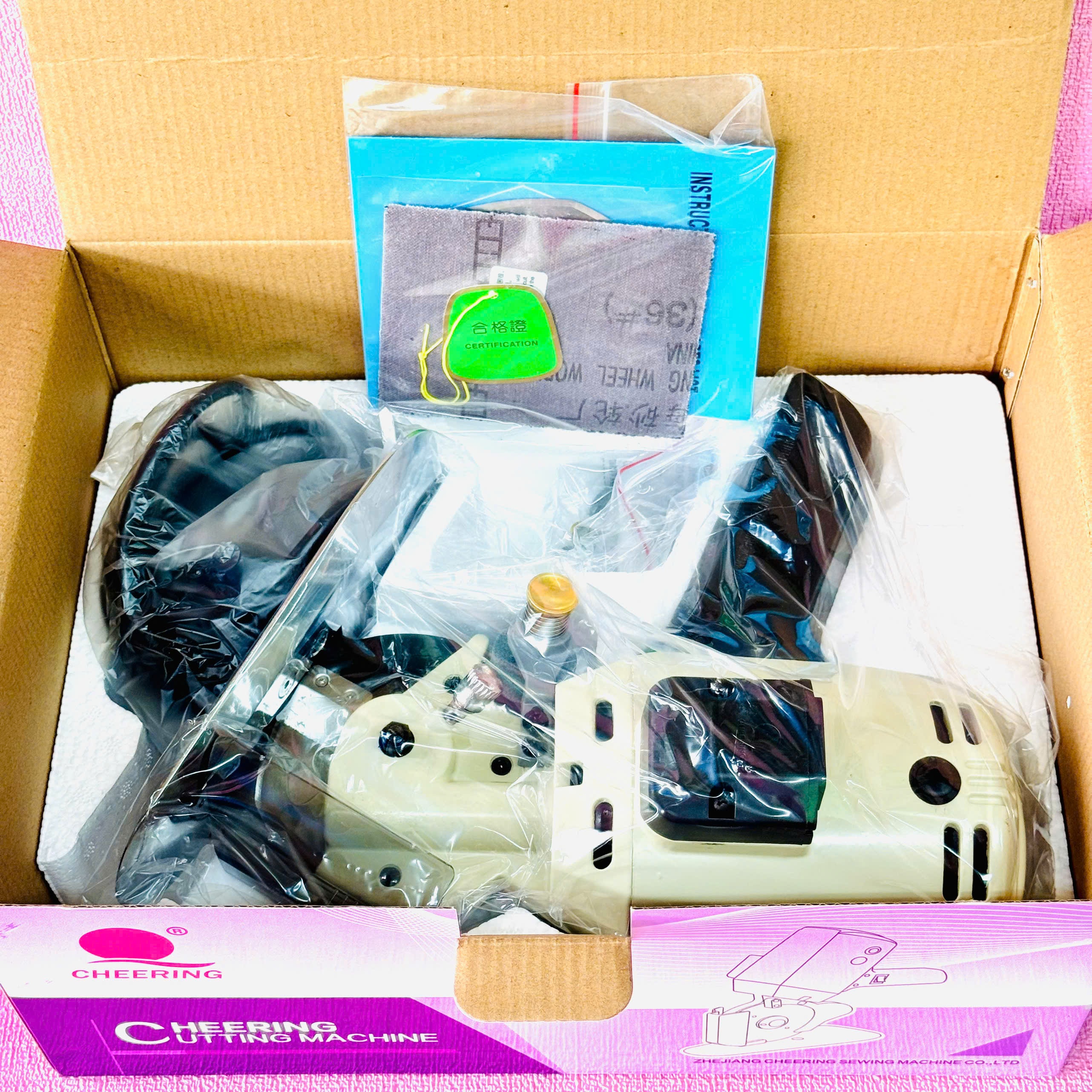 Handheld Fabric Cutting Machine Rc-100 (Cutting Height 3cm)