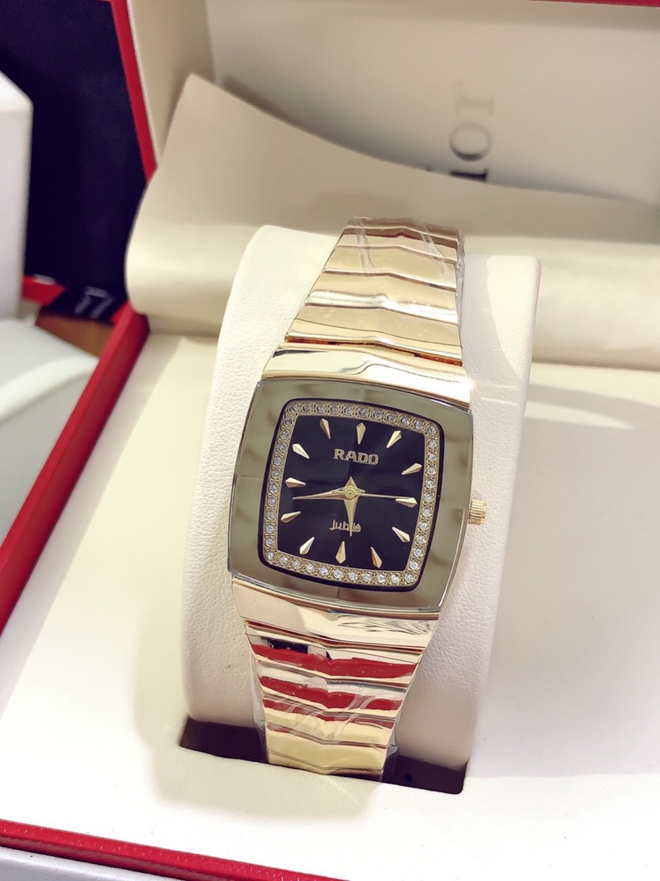 [HCM]Đồng Hồ Nam Vuông Dây Thép Size 36mm