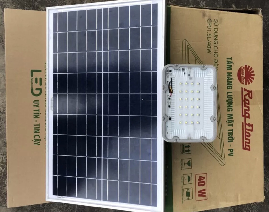 đèn pha năng lượng mặt trời 40w rạng đông [ ảnh thật] [có sẵn] [có bảo hành]