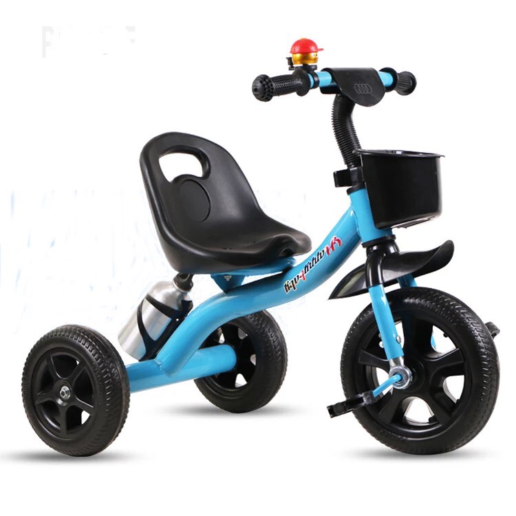 Xe Bình Nước 3 Bánh Có Bàn Đạp Cho Bé