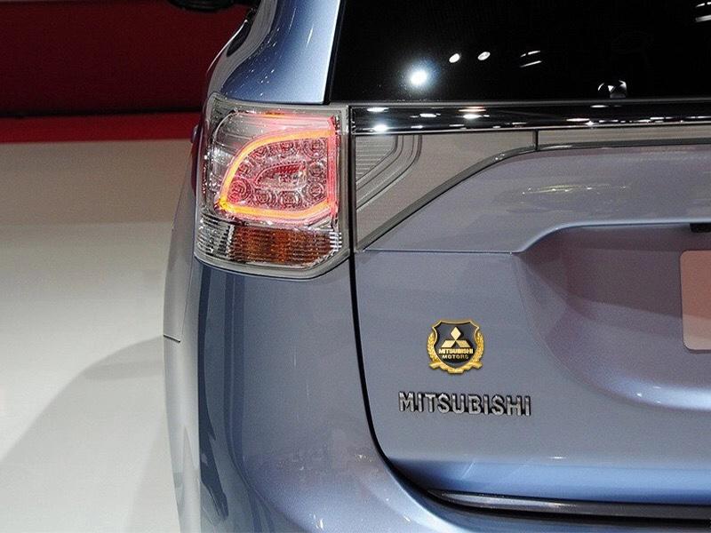 [HCM]Bộ 2 logo vip nổi các hãng xe ô tô (Mitsu)