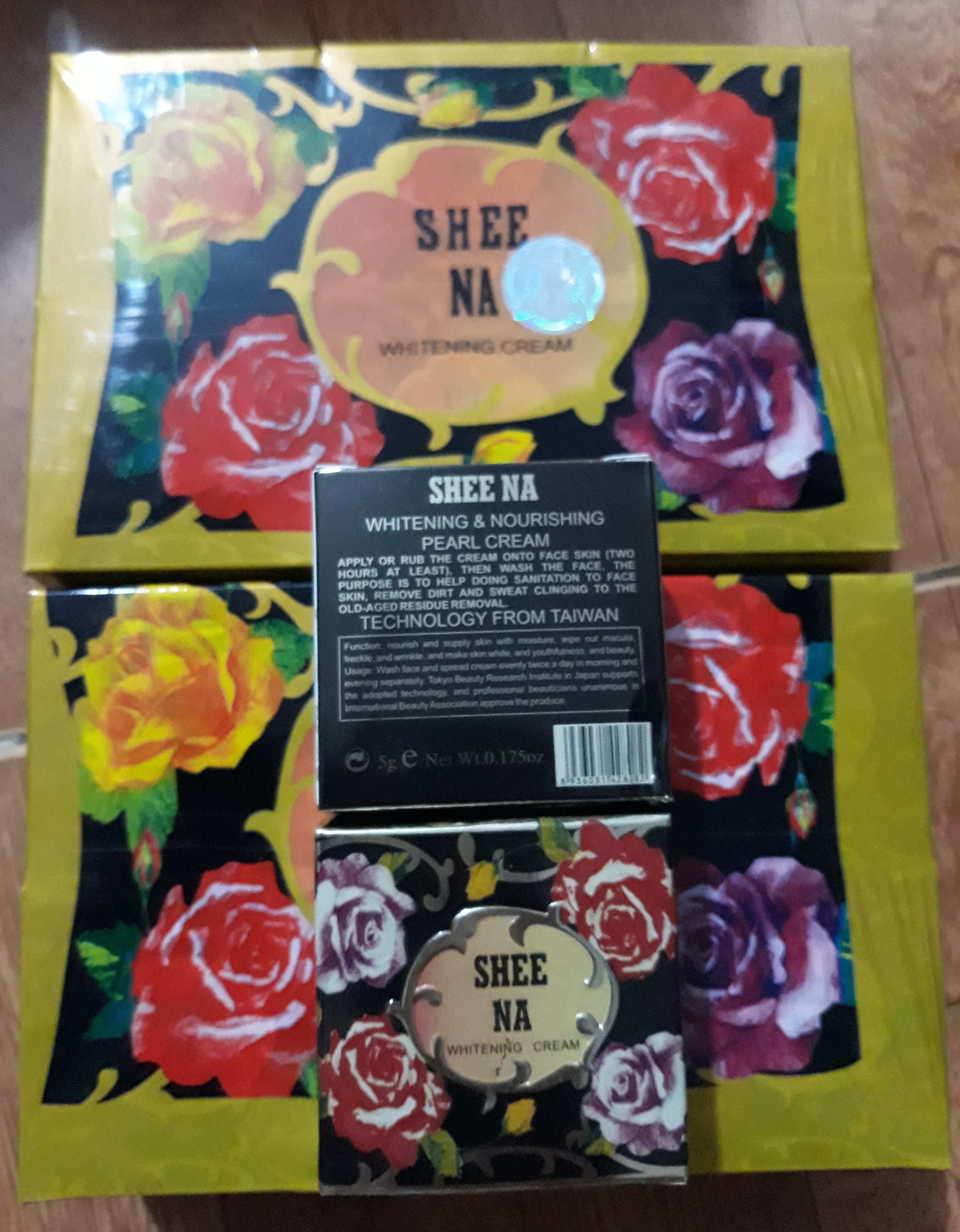 sỉ lốc 12 hộp kem SHEE NA (bông hồng đen)