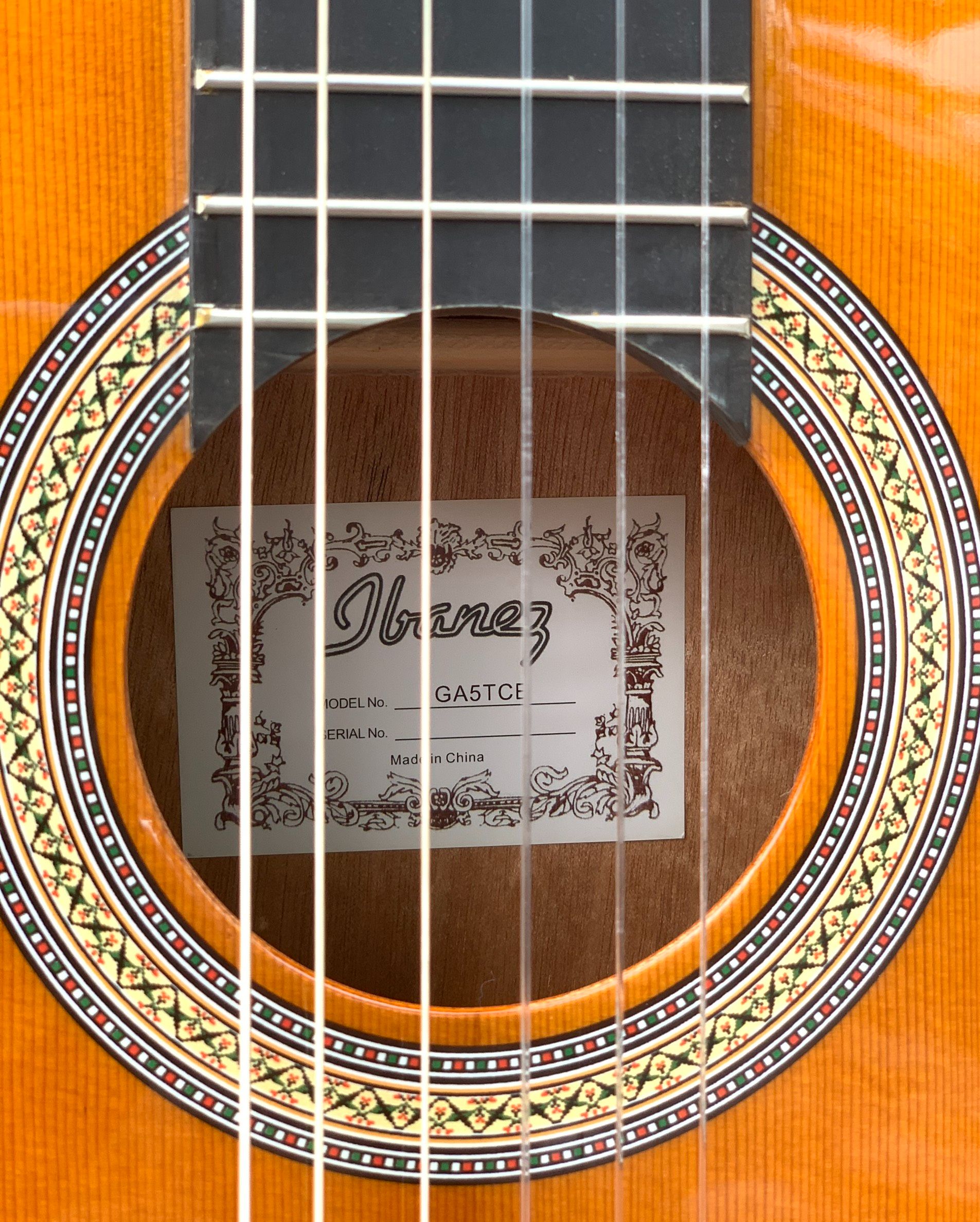 Đàn guitar Ibanez classic EQ GA5TCE