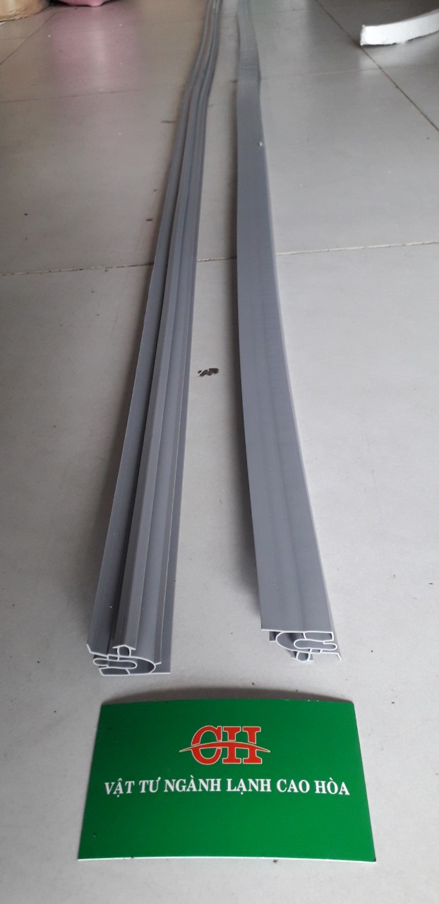 Ron Tủ Lạnh Kiểu Gài Dài 2 mét
