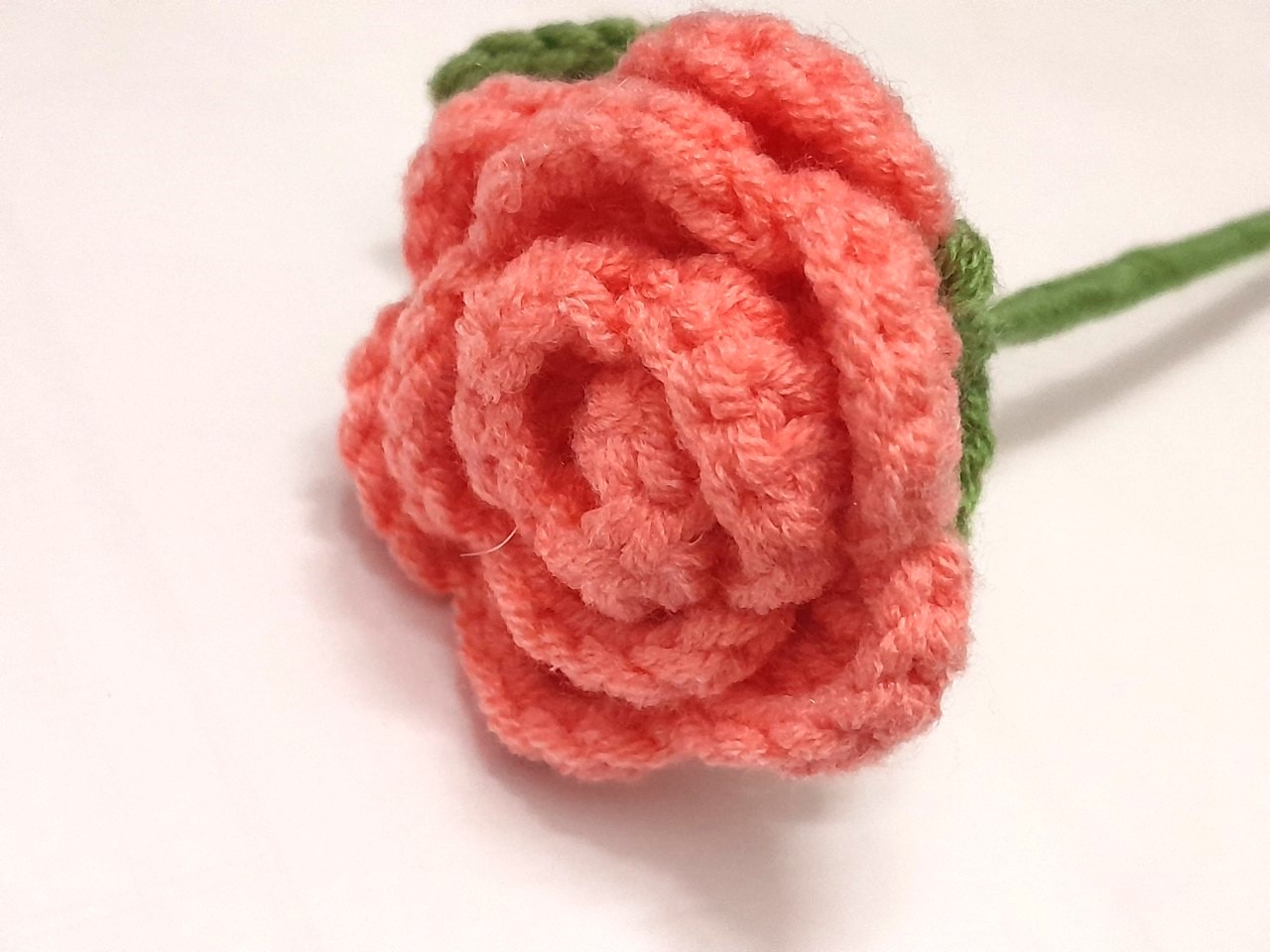 Hoa hồng mini bằng len handmade (ẢNH THỰC TẾ)