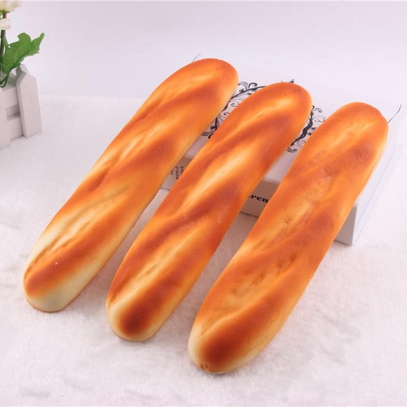 SQUISHY BÁNH MÌ DÀI 30CM.
