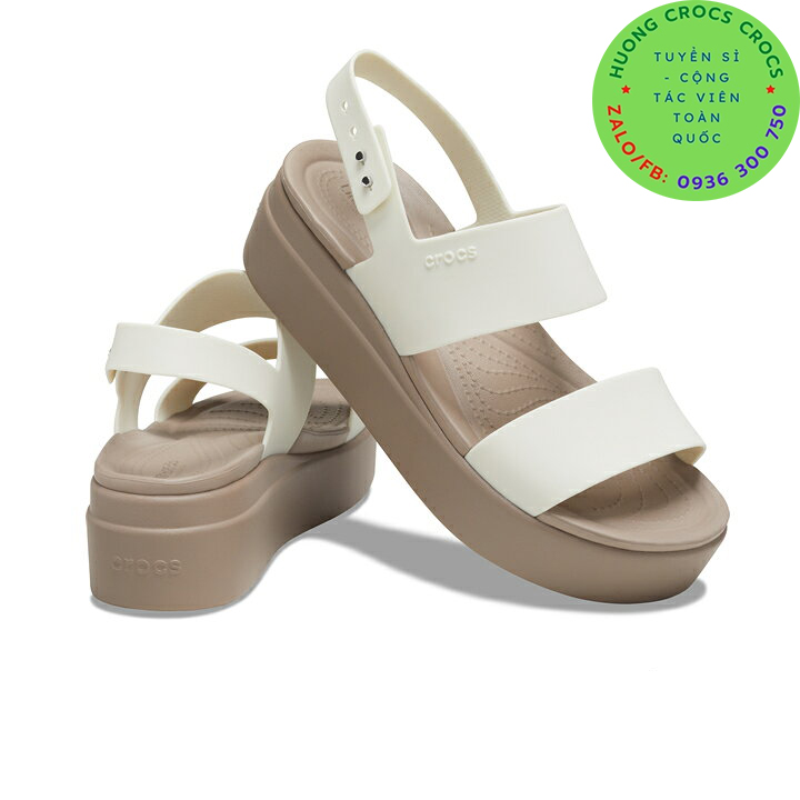 Sandal nhựa đi mưa crocs blooklyn low wedge đế cao 5cm cho nữ màu trắng