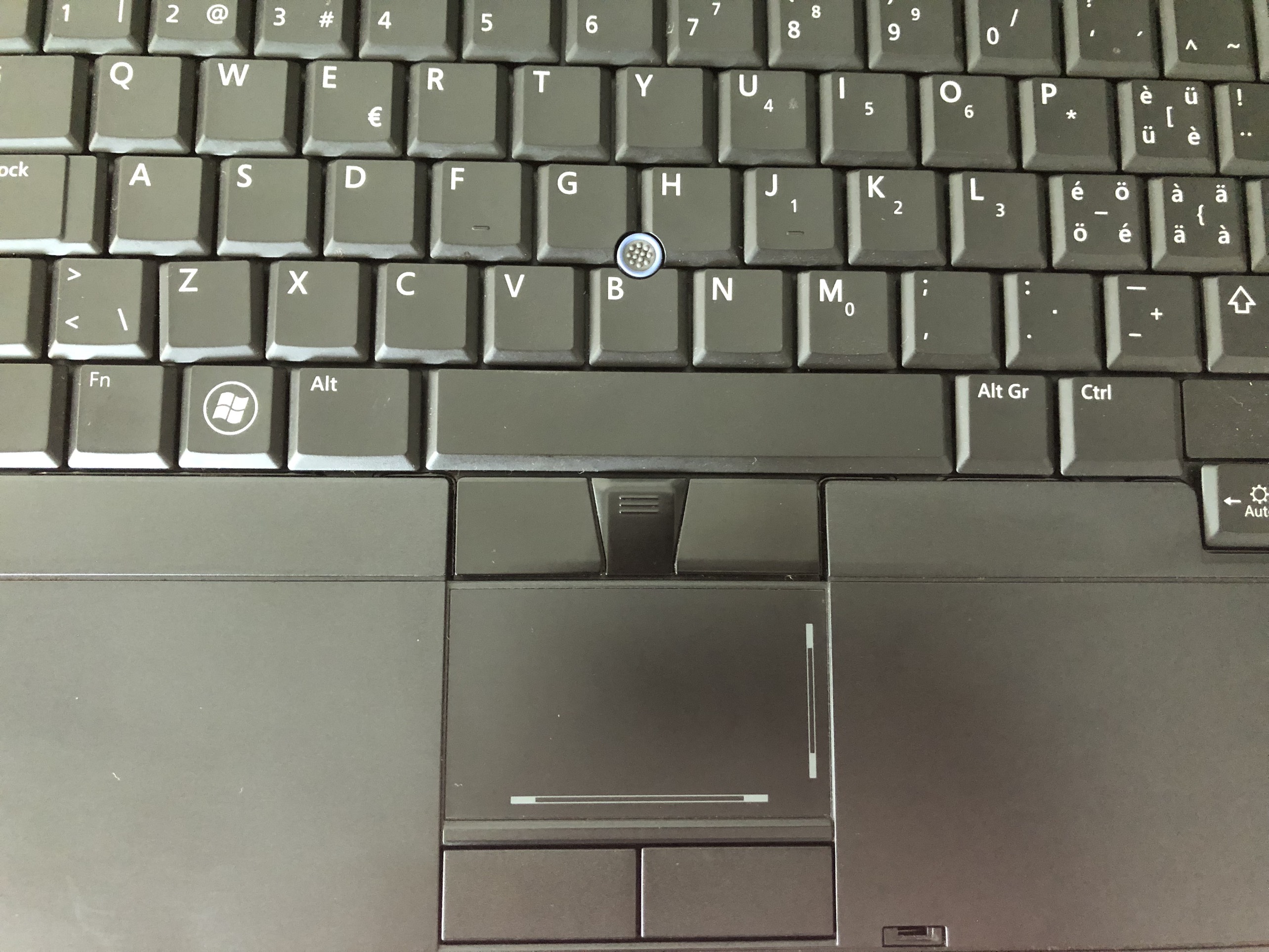 LAPTOP DELL E6410 CORE I7 RAM 8G SSD 256G 14INCH ĐÈN PHÍM