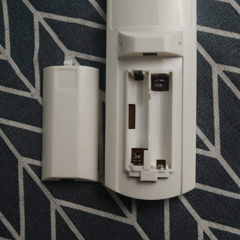 Điều khiển điều h&ograve;a PANASONIC e-ion 2 chiều