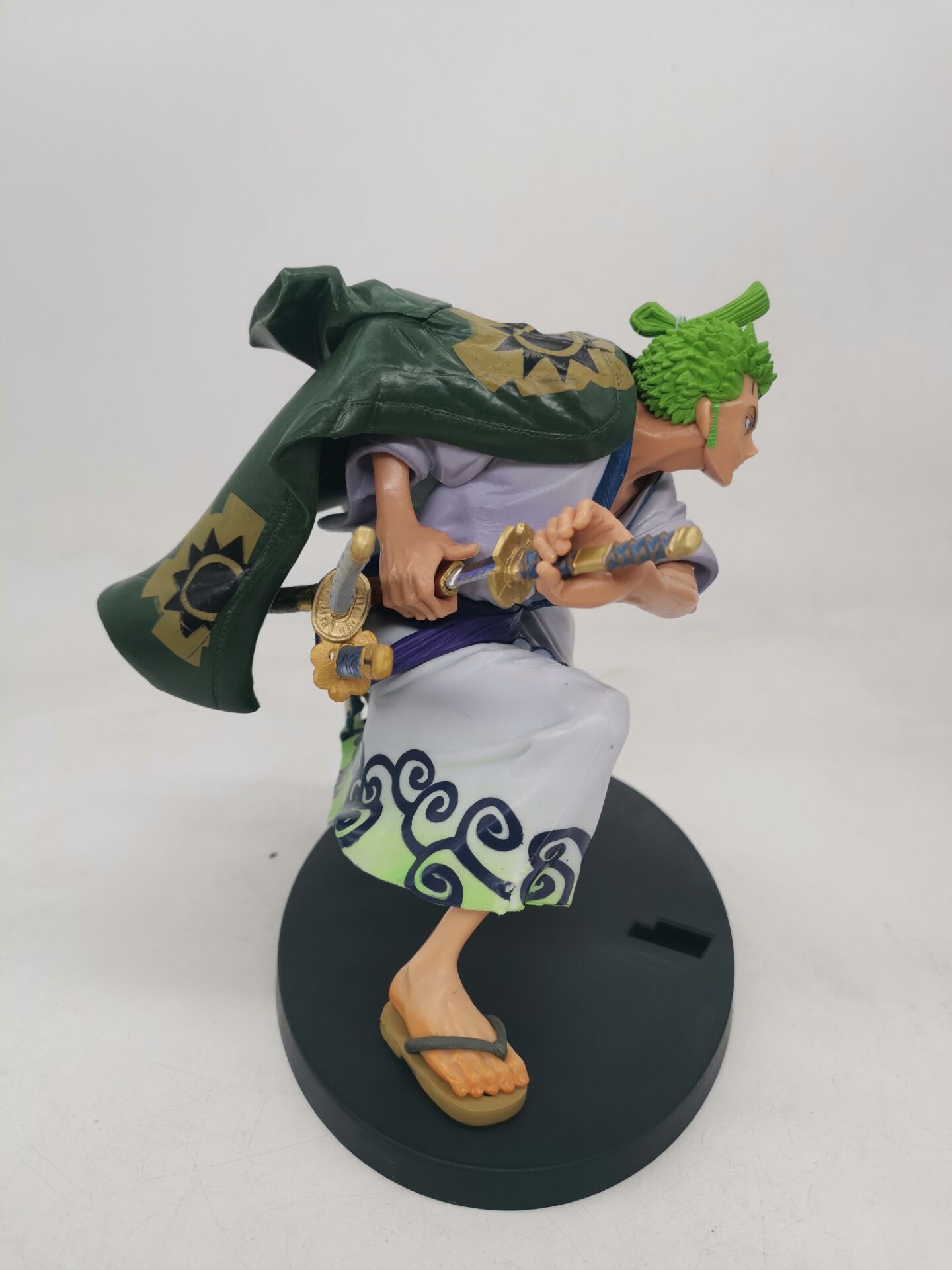 Mô hình nhân vật Zoro Wano mặc kinomo - OnePiece