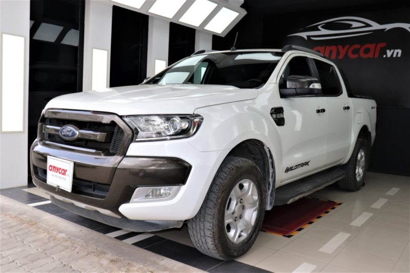 Tay mở của trong Ford Ranger
