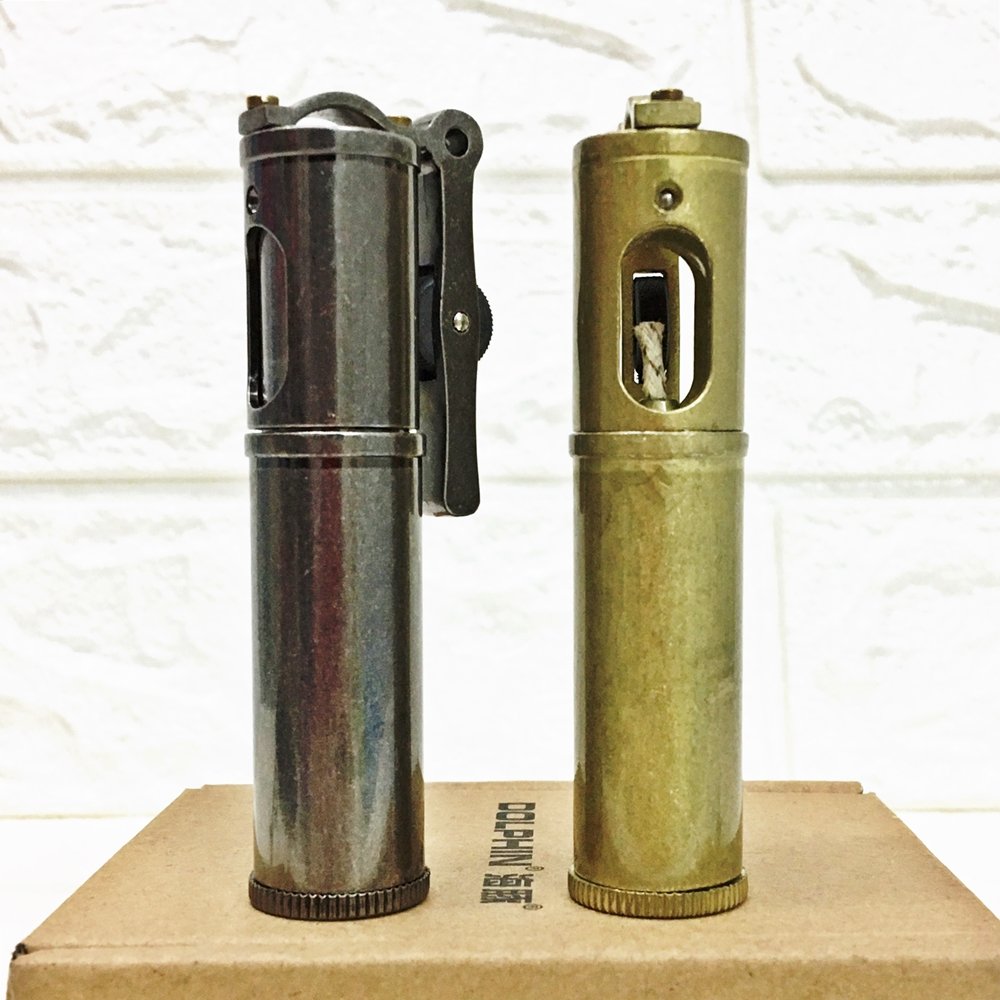 ( SỐ LƯỢNG HẠN CHẾ) BẬT LỬA XĂNG ĐÁ CỔ DOLPHIN 686 (KIM LOẠI)