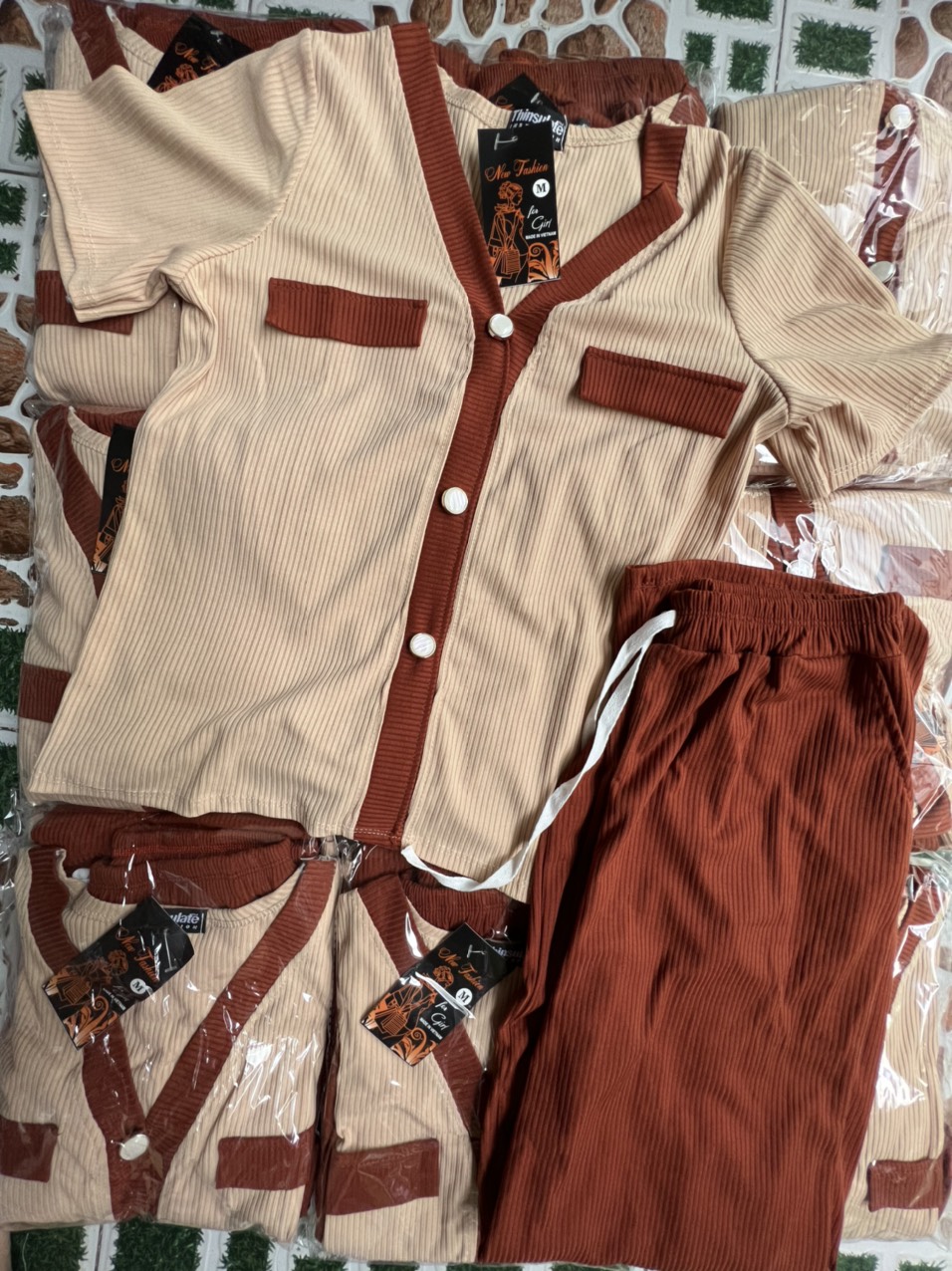 SET BỘ ỐNG RỘNG CỔ TIM CHẤT THUN GÂN SIÊU HOT