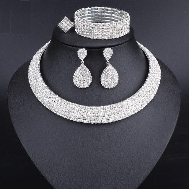 Bộ trang sức vòng kiềng 4 món đính đá cô dâu hot mùa cưới 2018 cực sang trọng