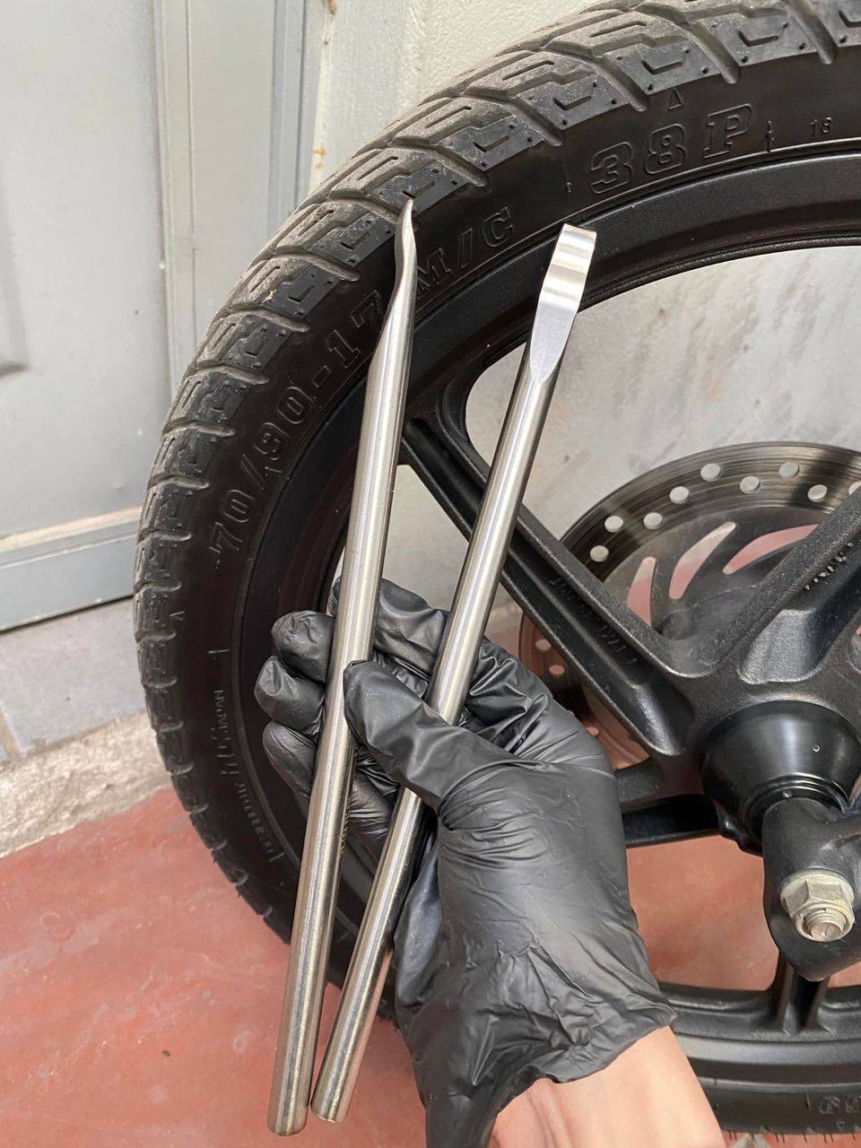 Bộ 2 cây móc lốp inox 304