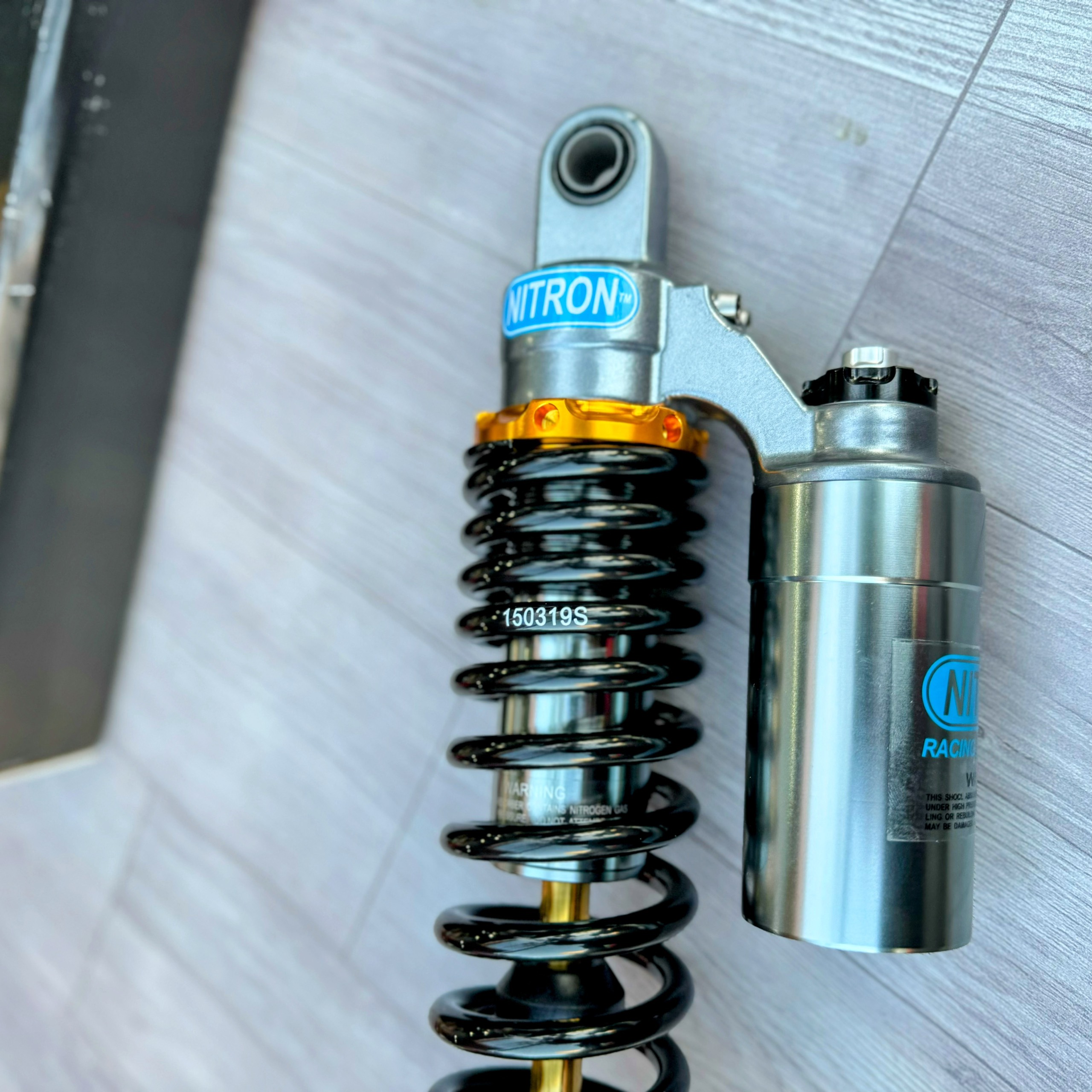 Phuộc vario click bình dầu trên ohlins , Nitron A50