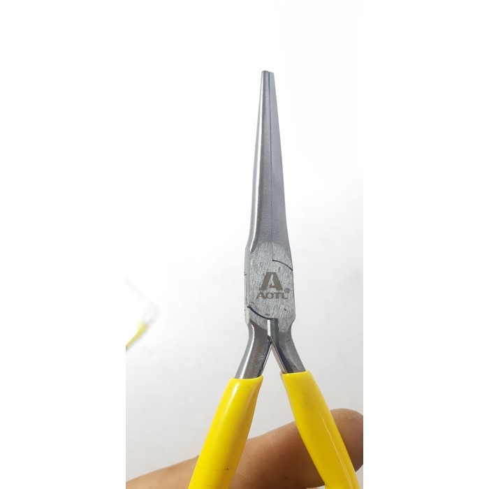 Kềm mỏ nhọn xiêu dài 5in