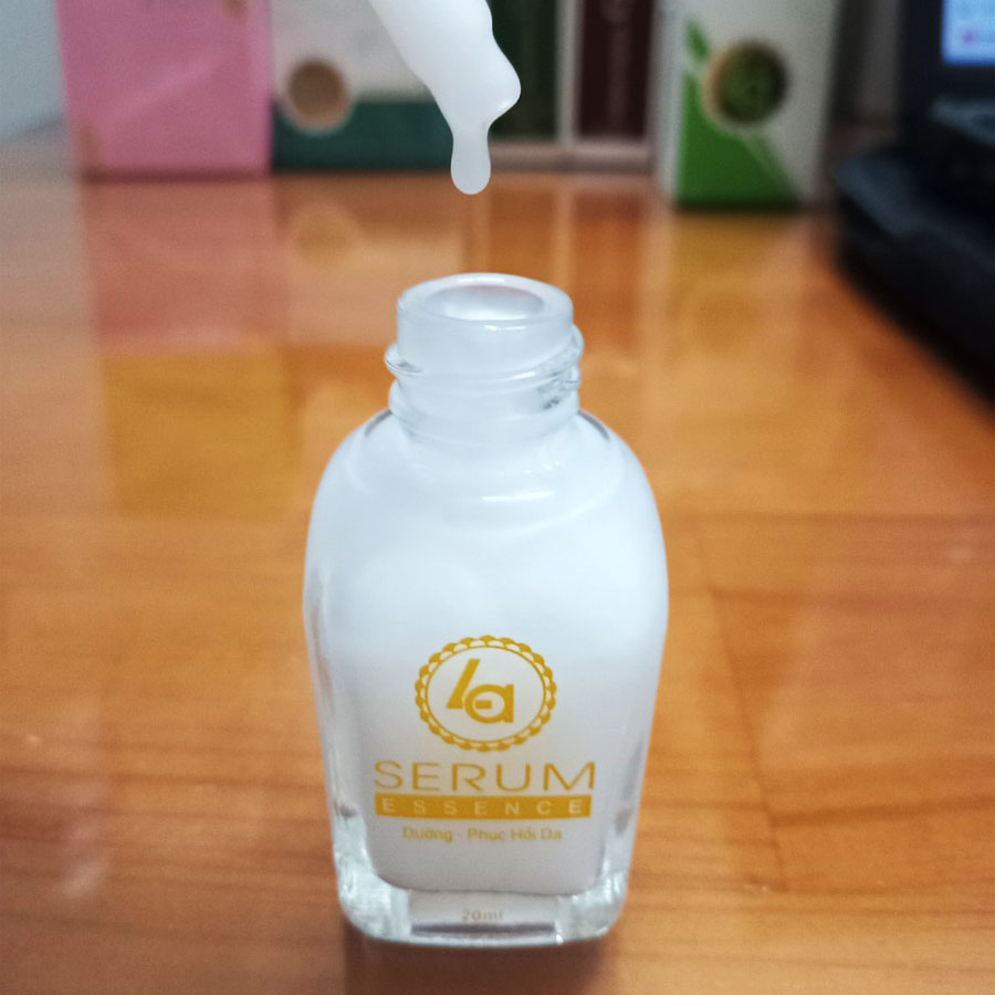 SERUM DƯỠNG PHỤC HỒI DA LA 20ml