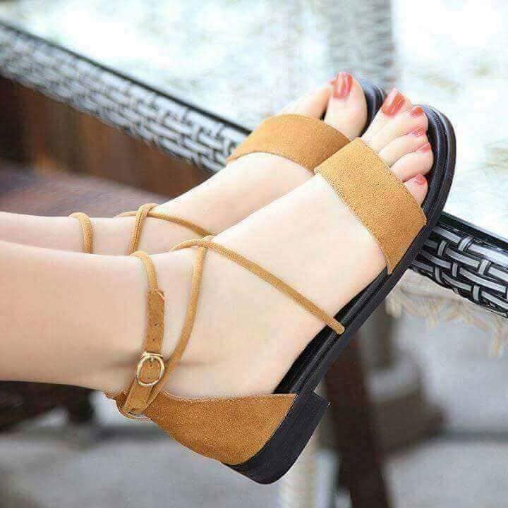 [HCM]Sandal Học Sinh Quai Chéo Snc