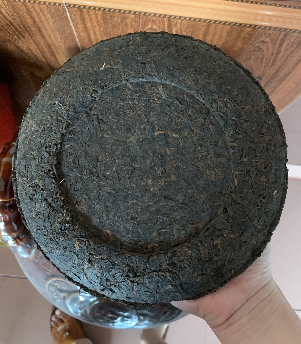 Trà phổ nhĩ ủ chum - 100 gram