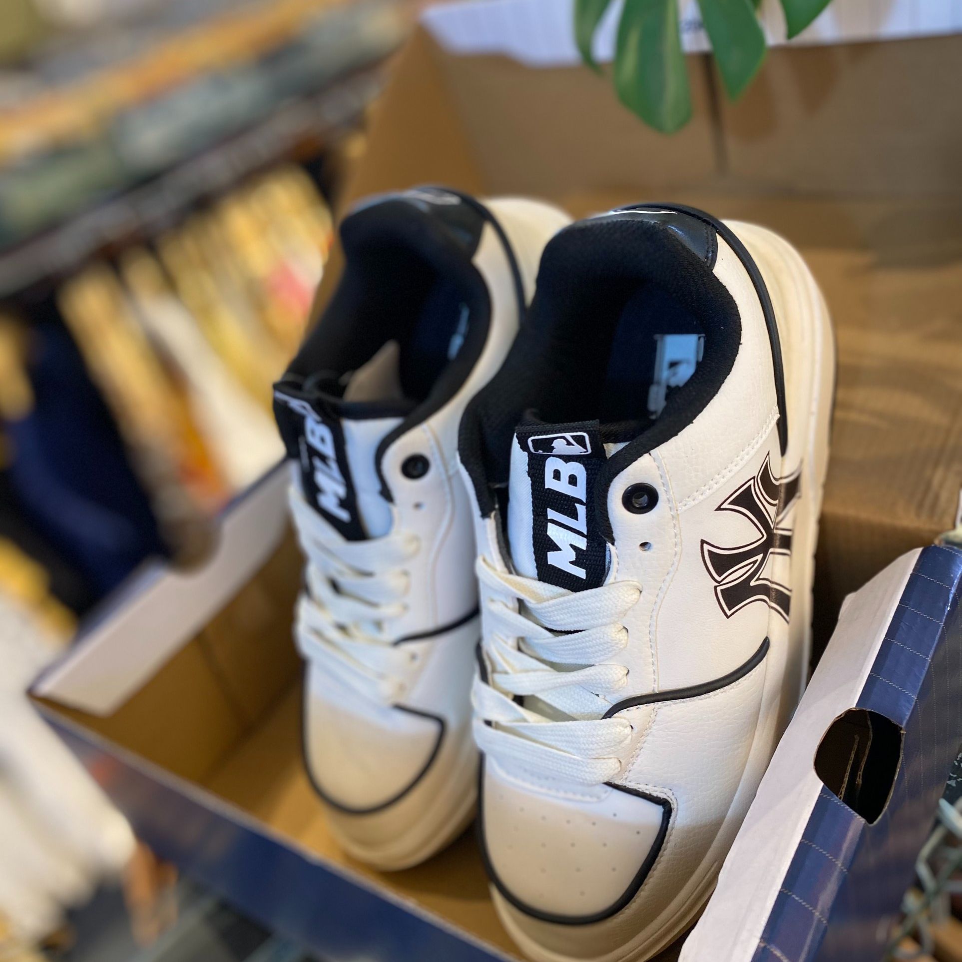 Giày MLB Ny chunky liner, Giày mlb ny trắng đen. size 36-43 [pipistore]