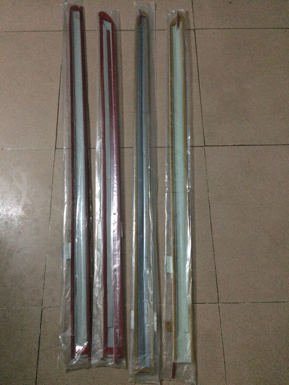 Nẹp cửa Innova 05-12 (Chỉ Mạ, Giá Bán 1 Chiếc) OEM