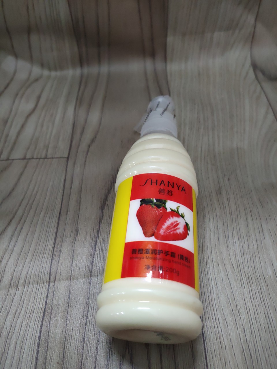 Kem mềm da dạng chai Shanya
