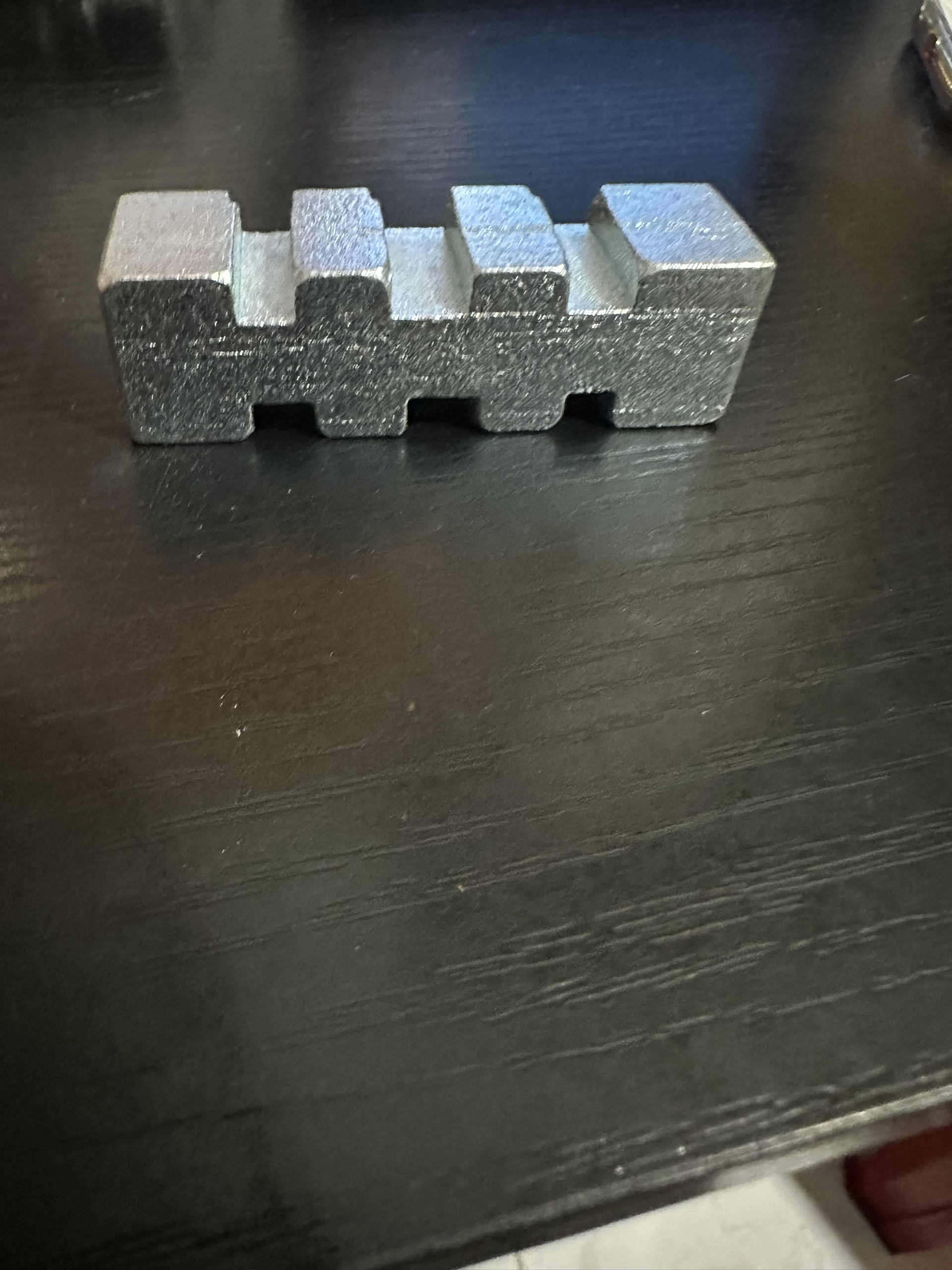 ĐE BẤM ĐỘT XÍCH (SÊN)