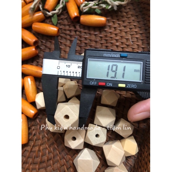 Hạt gỗ đa giác nhiều màu size túi 10 hạt