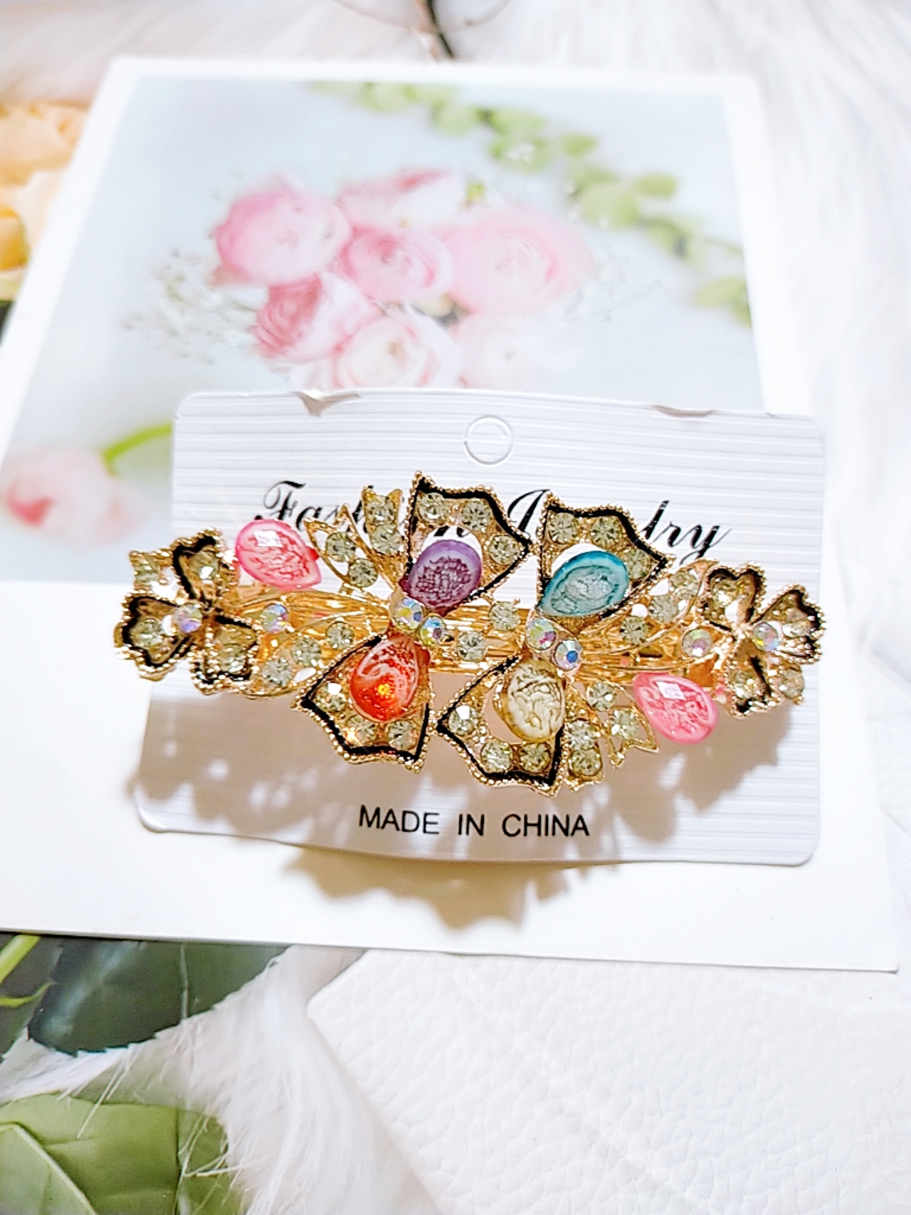 [HCM]kẹp tóc đính đá lấp lánh phía sau kẹp trung niên