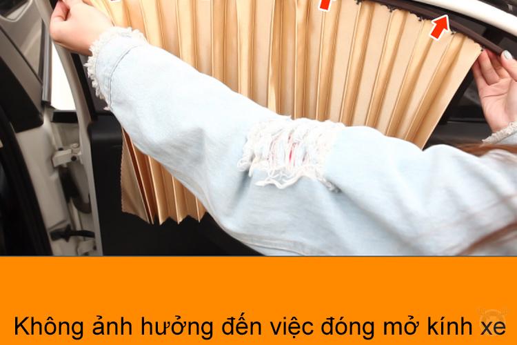 Bộ 4 rèm lụa oto hít cửa nam châm siêu tiện lợi