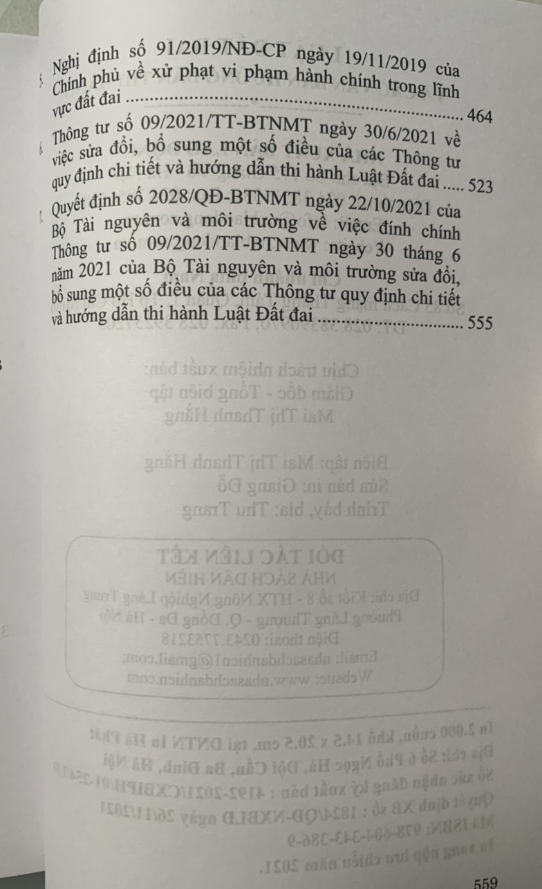 Sách - Luật đất đai và văn bản hướng dẫn thi hành