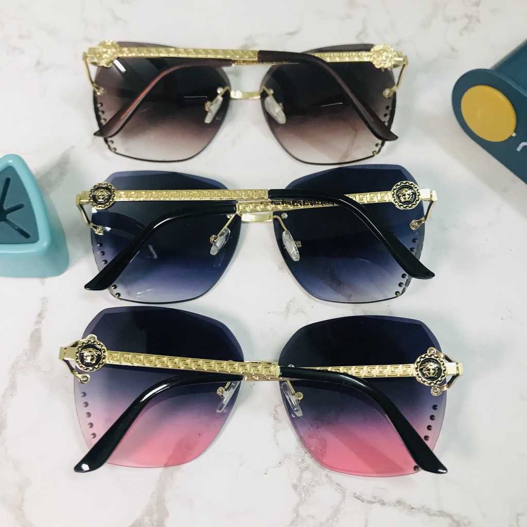 Mắt kính nữ, Kính mát nữ Versace Kitaz thời trang