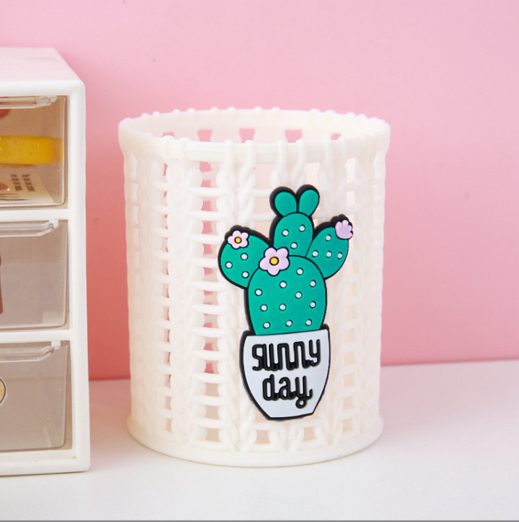 Ống đựng bút giỏ mây mini siêu cute MIM OBMAY18