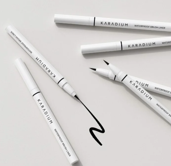 Kẻ mắt chống nước Karadium Waterproof Brush Liner Black