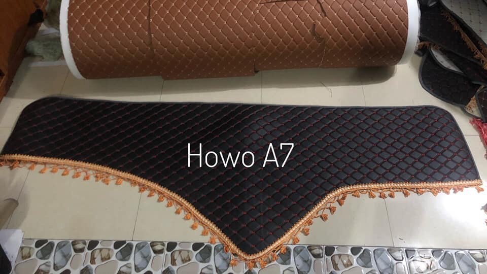 [HCM]Thảm taplo che nắng xe tải Howo A7 - Đầu kéo Howo 375Ps