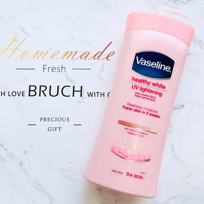 Sữa dưỡng thể làm trắng Vaseline Heathy White  725ml