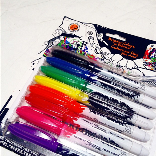 [HCM]Bút vẽ vải không phai màu Sharpie Stained