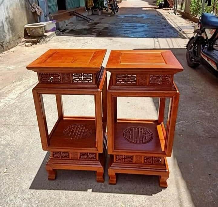 Đôn đèn gỗ hương đá (cao 80cm, mặt 38x38 cm)