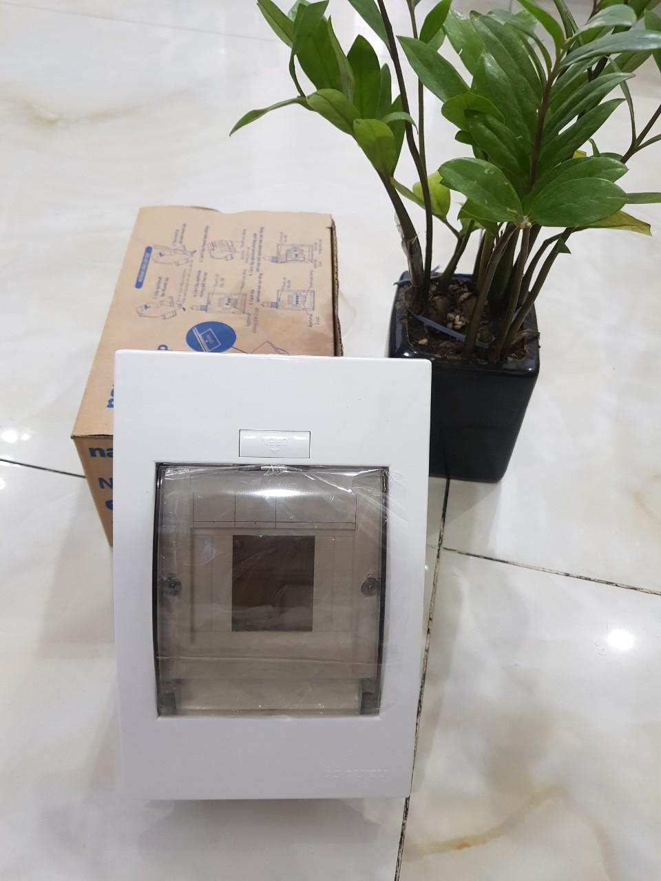 Tủ điện 2 – 4 đường Panasonic – NDP104P
