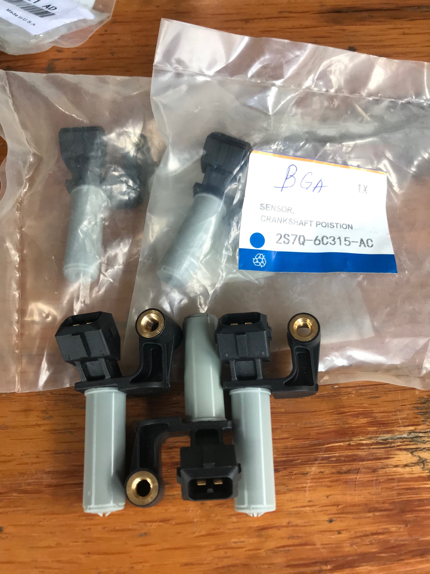 [HCM]Cảm Biến Cốt Máy Ford Transit 2010-2020 Máy Dầu
