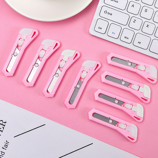 Dao dọc dấy mini màu hồng ,đồ dùng học sinh