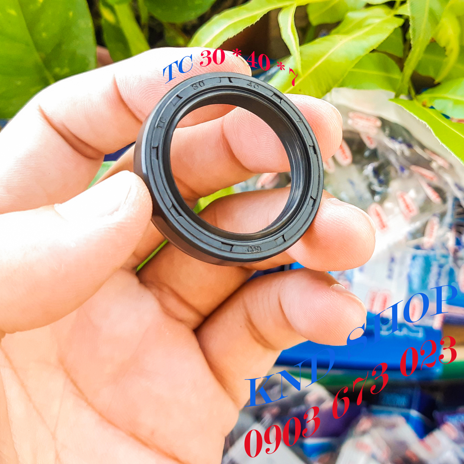 (Giá bán 01 cái ==> 20 cái & Giảm 42% khi mua từ 10 cái) Phốt chặn dầu (Phớt chặn nhớt) và chặn bụi TC 30*40*7 (30x40x7)- Hàng xuất xứ Đài Loan