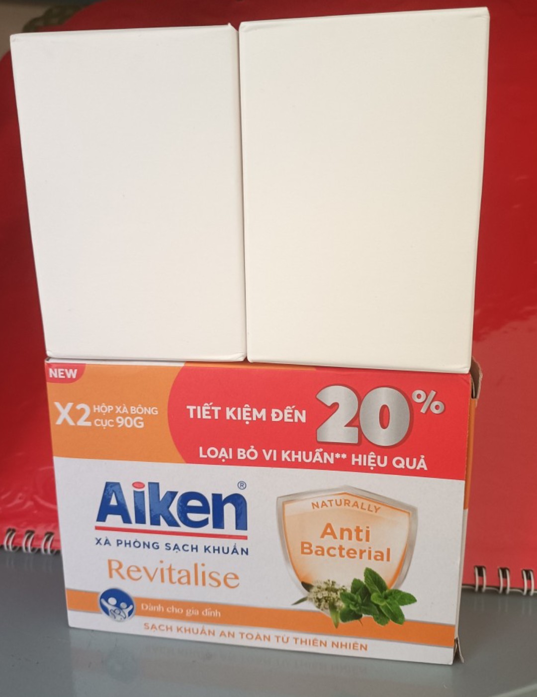 Hộp gồm 2 Xà bông cục Aiken 90g x 2