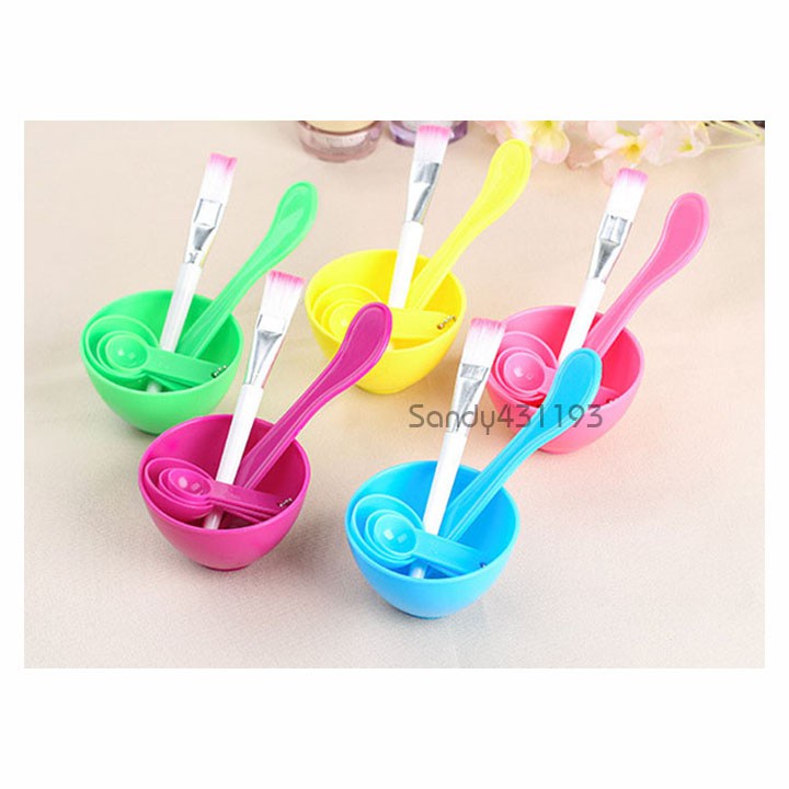 Bộ Dụng Cụ Trộn Mặt Nạ 5 Món (Giao màu ngẫu nhiên)