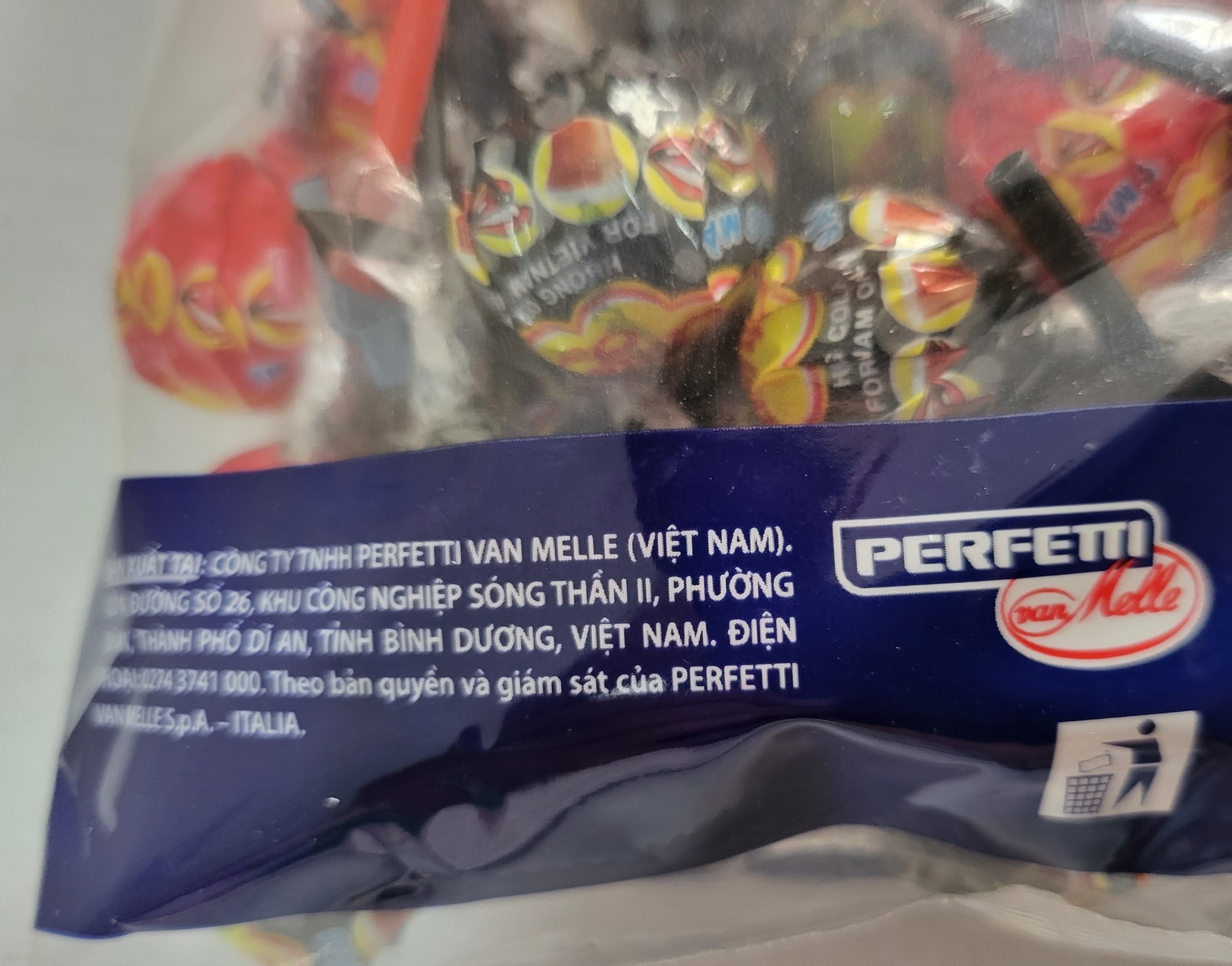 [Túi 58 que] KẸO MÚT SẮC MÀU (HƯƠNG DÂU, COLA) [VN] CHUPA CHUPS Mixed Lollipops