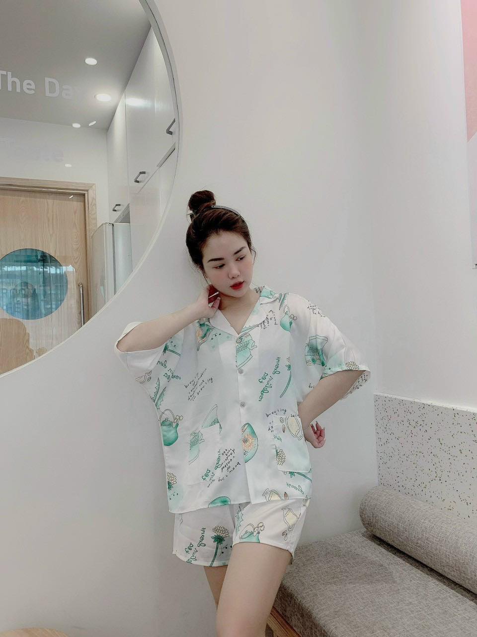 Đồ Bộ Lụa Satin Tay Cánh Dơi Quần Đùi (Phần 3) (40-65kg)