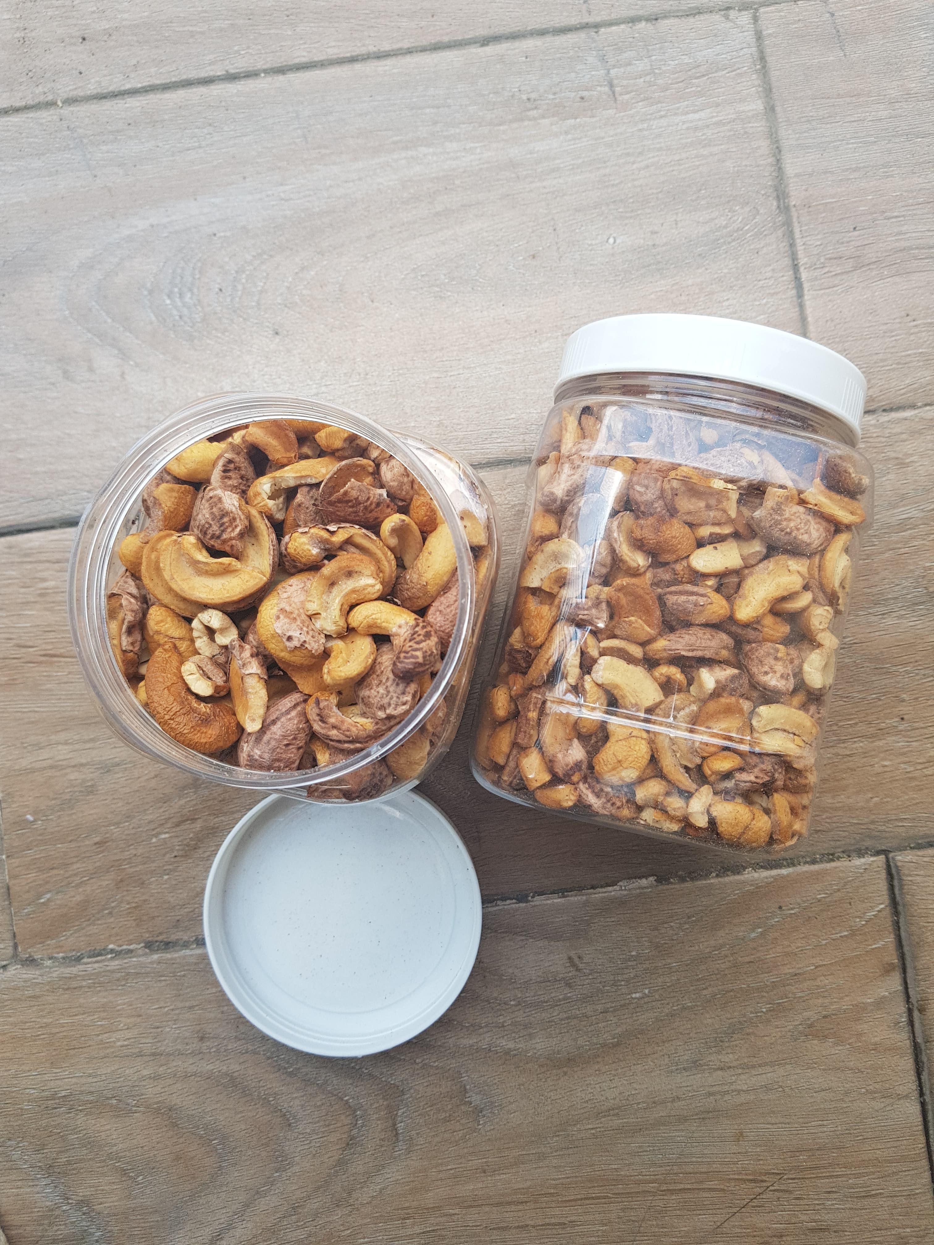 HẠT ĐIỀU BỂ RANG MUỐI HẠT SAM SAM CÒN VỎ  HỘP 500 GRAM