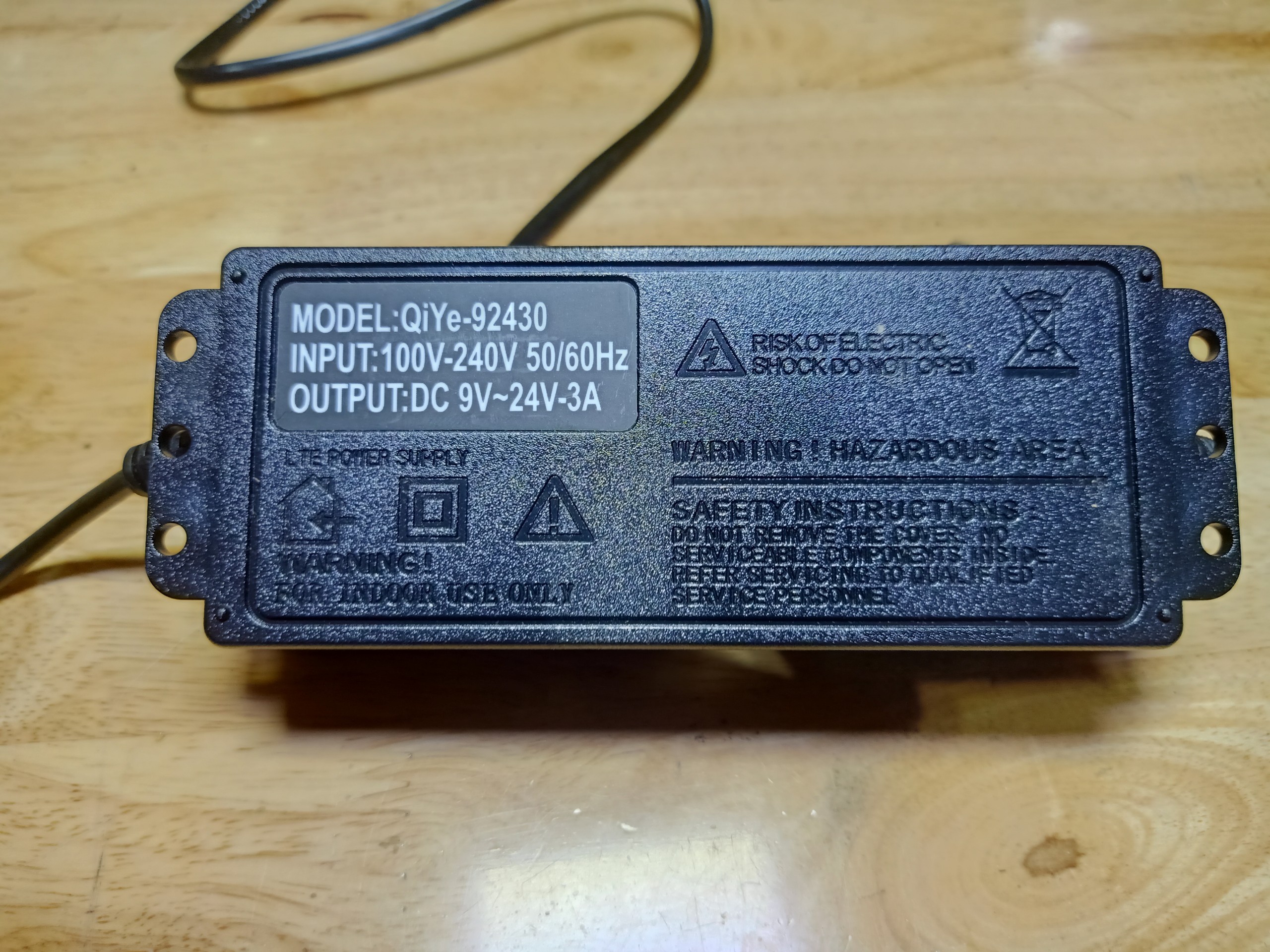 Nguồn adaptor 9v-24v 3A công suất thật - đa dải điện áp